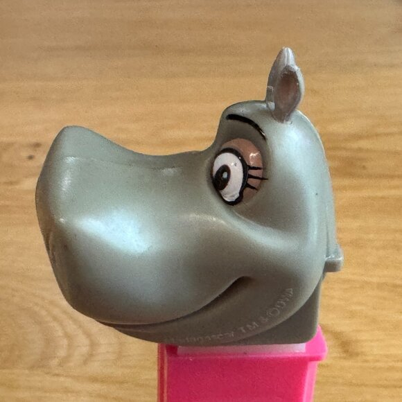 PEZ Candy Dispenser DreamWorks Madagascar Gloria the Hippo, Pink Stem, 2005 - Picture 11 of 16